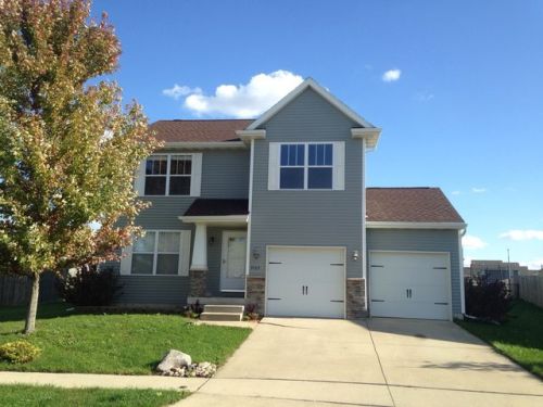 3505 Maple St, Bondurant, IA 50035-6814