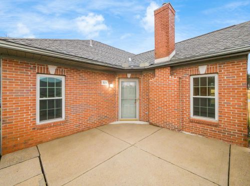 308 Pine Ridge Ct, Bellefontaine, OH 43311-9631