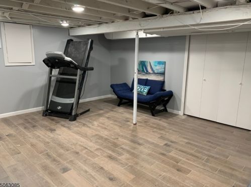 89 Bearfort Rd, West Milford Lakes NJ  07480-1401 exterior