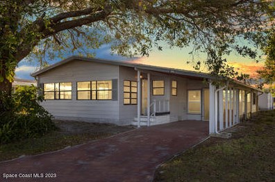 439 Royal Tern Dr, Sebastian, FL 32976-7434