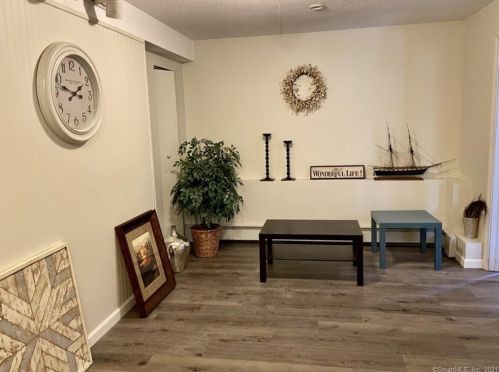 1020 Jerome Ave, Bristol CT  06010-2408 exterior