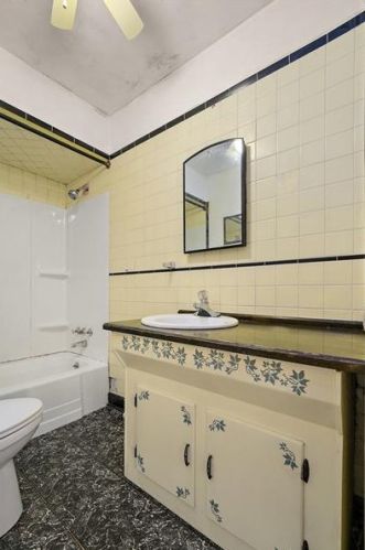 523 Wright Rd, New Kensington PA  15068-9231 exterior