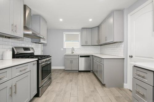 19 Webb Ave, Stamford, CT 06902-4410