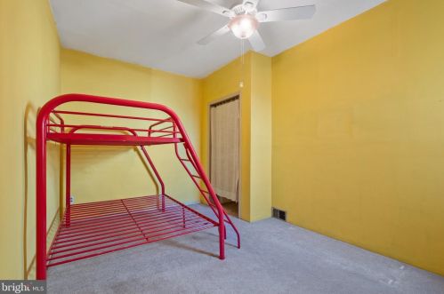 1424 Jackson St, Philadelphia PA 19145-3617 exterior