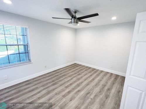 3591 177th Ave, Hollywood FL  33029-1666 exterior