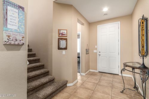 184 Love Rd, San Tan Valley, AZ 85143-5005