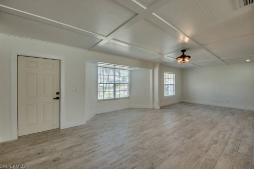 208 43 Ter, Cape Coral FL  33904-8425 exterior