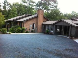 9 Lakewood Ct, Whispering Pines NC  28327-9468 exterior