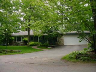 5423 Manor Rd, Woodboro, WI 54501-9387