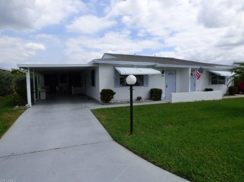 37 Heath Aster Ln, Lehigh Acres, FL 33936-7324