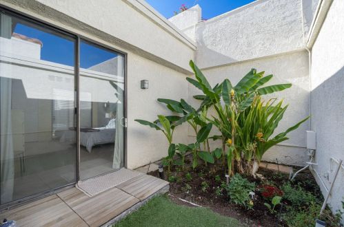 49970 Avenida Vista Bonita, La Quinta CA  92253-2613 exterior