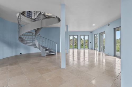 4150 Dingman Dr, Sanibel FL 33957-5107 exterior