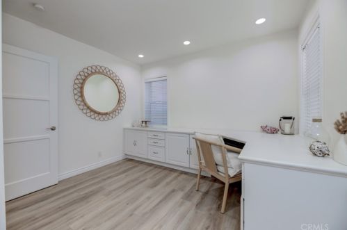 212 41st St, Manhattan Beach CA  90266-3141 exterior