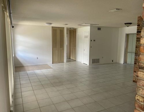 6632 Voltaire Dr, Orlando, FL 32809-6482