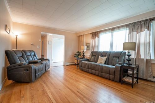 329 Cordial Rd, Yorktown Hgts NY  10598-2642 exterior