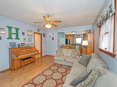 334 South St, Evans City PA  16033-1121 exterior