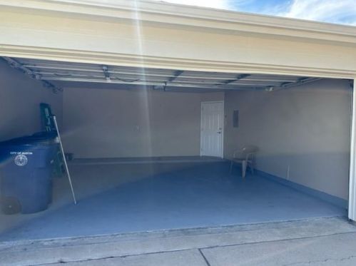 11217 Barn Owl Dr, Austin TX  78754-5975 exterior