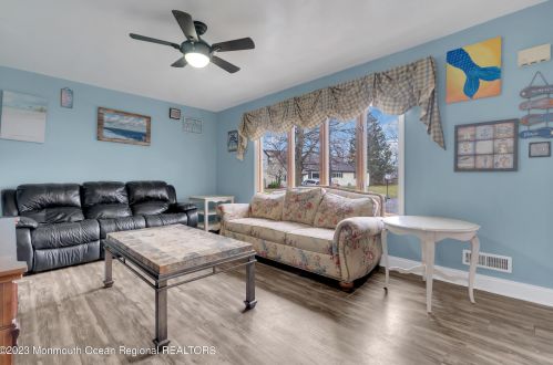 3 Crestview Dr, Hazlet NJ  07730-1303 exterior