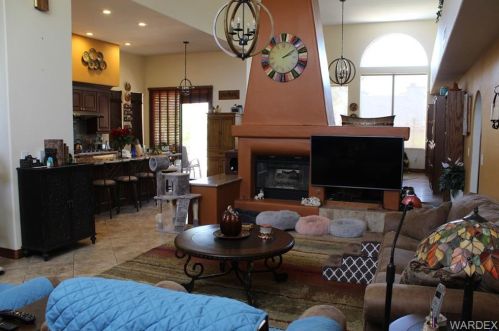 1150 Camino Cv, Bullhead City AZ  86442-4300 exterior