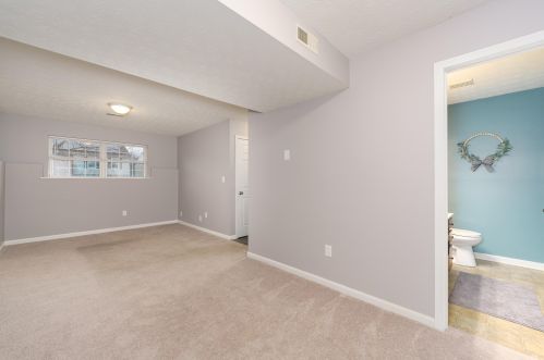 2569 Evergreen Dr, Covington KY  41017-9450 exterior