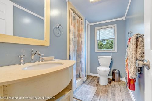 243 Crestview Dr, Middletown NJ  07748-3604 exterior