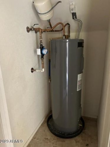 16825 14th St, Phoenix AZ  85022-7733 exterior