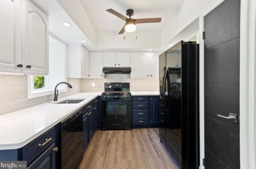 201 Plymouth Pl, Camden NJ  08109-2834 exterior