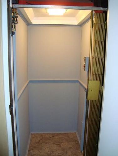 501 Camelot Dr, Pittsburgh PA  15237-4977 exterior