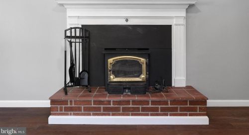 488 Fiddlers Grn, Dover DE  19904-4815 exterior