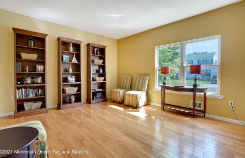 163 Taft Dr, Bricktown NJ  08724-3267 exterior