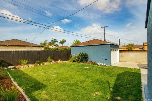 4911 122nd St, Hawthorne CA  90250-3509 exterior