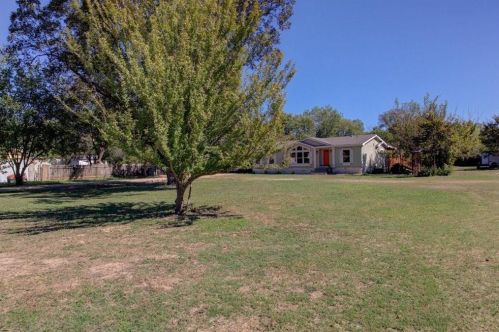 2303 Whirlaway Dr, Del Valle, TX 78617-2981