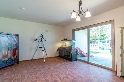 105 Daffodil Dr, Hollister CA  95023-3103 exterior