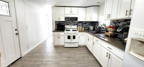 4871 Oregon Ave, Long Beach, CA 90805-6722