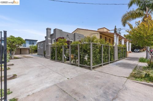 1515 Derby St, Berkeley CA  94703-1816 exterior