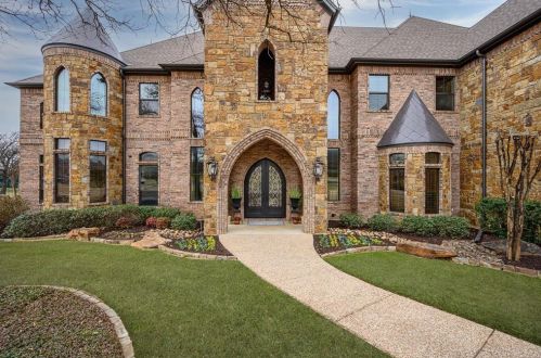7217 Heritage Oaks Dr, Midlothian, TX 76063-3071