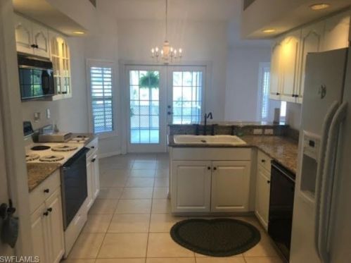 904 Belville Blvd, Naples FL  34104-6566 exterior