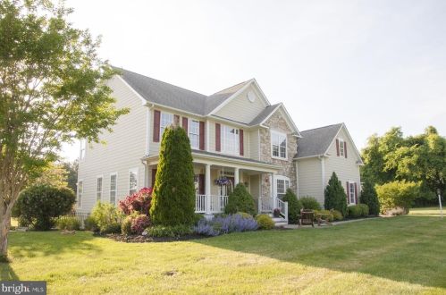 38443 Morrisonville Rd, Lovettsville VA  20180-3103 exterior