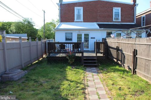 1437 Locust St, Norristown PA  19401-3321 exterior