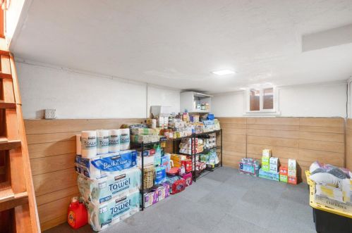 1560 Cienega Rd, Hollister CA  95023-5510 exterior