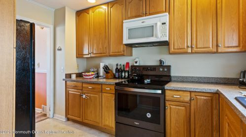 3722 River Rd, Point Pleasant Beach NJ  08742-2051 exterior