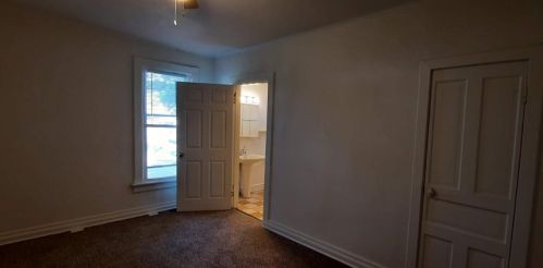 384 Wood St, Wilmington OH  45177-1239 exterior