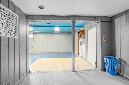 42 Park End Pl, East Orange NJ  07018-1113 exterior