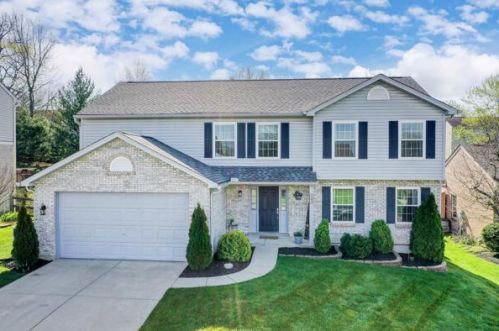 8494 Woodcreek Dr, Florence, KY 41042-8298