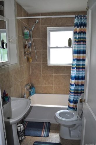 170 South St, Middletown NY  10940-5811 exterior