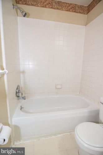 9 Cedar Creek Ct, Bear DE  19701-1001 exterior