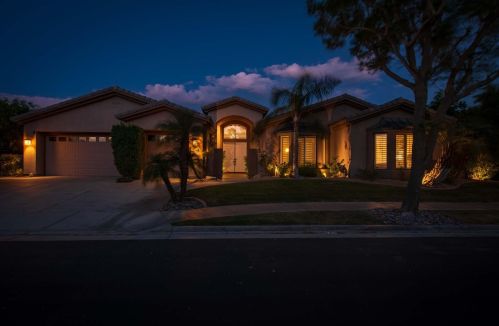8 King Edward Ct, Rancho Mirage CA  92270-1621 exterior