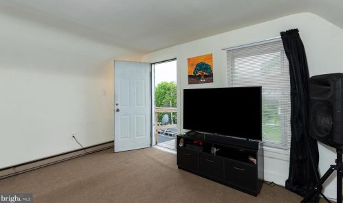 333 Spruce St, Harrisburg PA  17113-2419 exterior