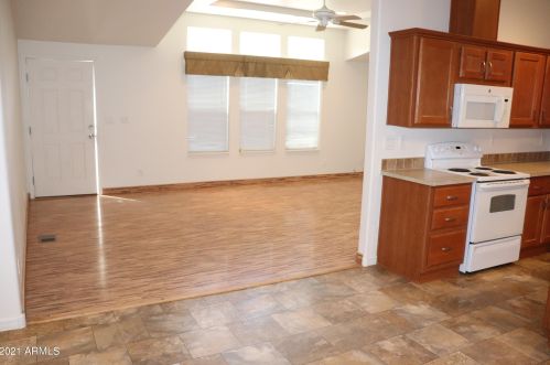 43105 11 Ave, Phoenix AZ 85007-3925 exterior