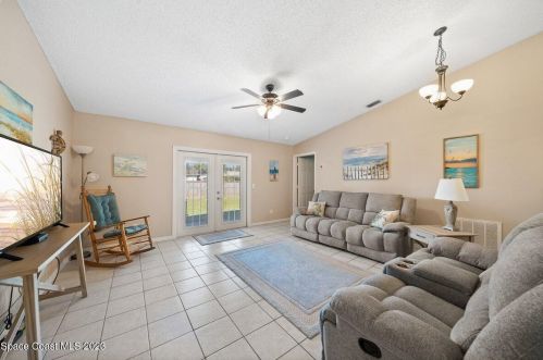 6220 Baker Cir, Cocoa FL  32927-3322 exterior